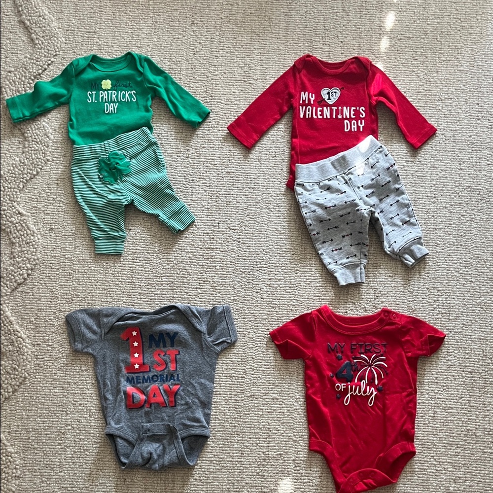 Assorted Baby Holiday Onesies (worn once) size NB-6M